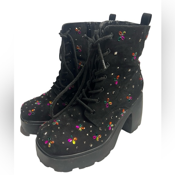 Torrid Betsey Johnson Micro Stones Heel Combat Boots size 10 (WW - WIDE WIDTH) - Picture 4 of 10